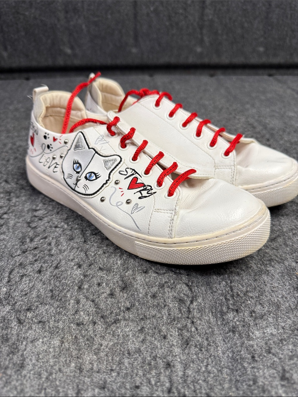 Aldo White Low-Top Sneakers with Red Laces and Cat Motif